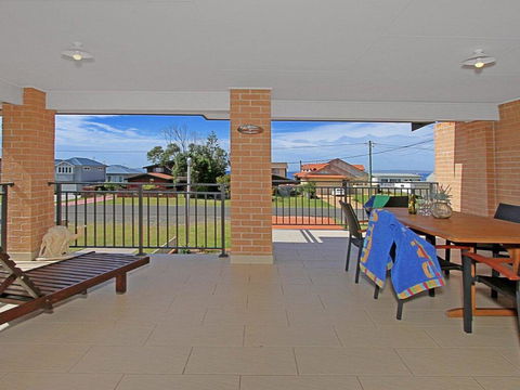 CShells On Quay - Perfect Location And Great Views - New Castle Holiday 1