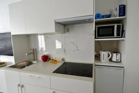 Cute Studio Apartment In Maroubra - New Castle Holiday 3