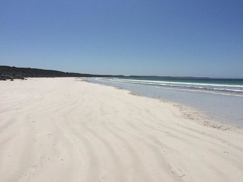 D'Estrees Bay Beach House - New Castle Holiday 1