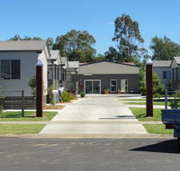 Dalby Tourist Park - New Castle Holiday