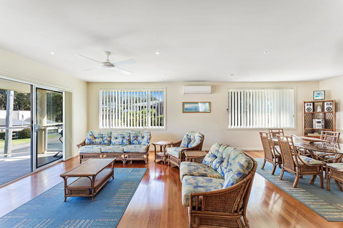 Danalene Parade, 1/25 - New Castle Holiday 2