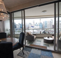 Darling Harbour Getaway - New Castle Holiday