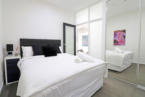 Degraves Hidden Gem - Parking, Convenient CBD Location, Lift - New Castle Holiday 2