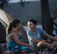 Del Rio Riverside Resort - New Castle Holiday