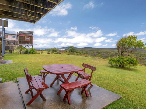 Dilkara - Breathtaking Ocean Views - New Castle Holiday 3