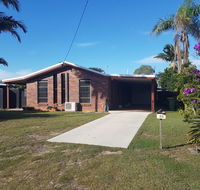 Dog Friendly Holiday House At Red Beach - New Castle Holiday