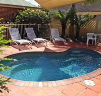 Dolphin Shores - New Castle Holiday