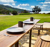 Dolphin Studio Apartment 1a Ocean Street - New Castle Holiday