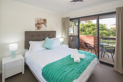 Downtown Apartments - New Castle Holiday 0