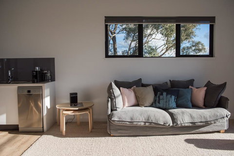 Dragonfly Cottages - New Castle Holiday 2