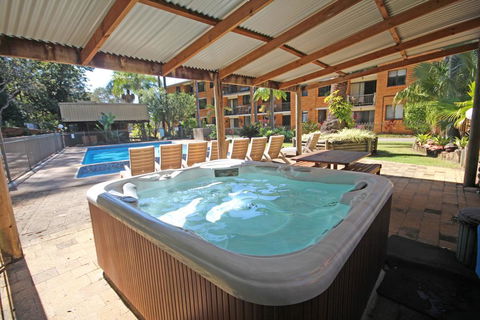 Dunes Holiday Apartments Unit 7 - New Castle Holiday 2
