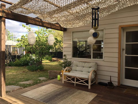 Eco-renovated Light-filled House On A Hill - New Castle Holiday 2