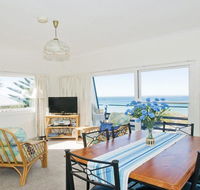 Eden On the Beach - beachside getaway - New Castle Holiday