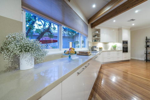 Edith Holiday House - New Castle Holiday 3