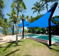 Ellis Beach Oceanfront Bungalows - New Castle Holiday