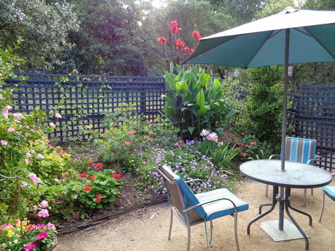 Eltham South Lodge - New Castle Holiday 2