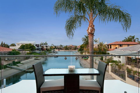 Endless Summer - New Castle Holiday 0