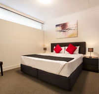 Enfield Hotel - New Castle Holiday