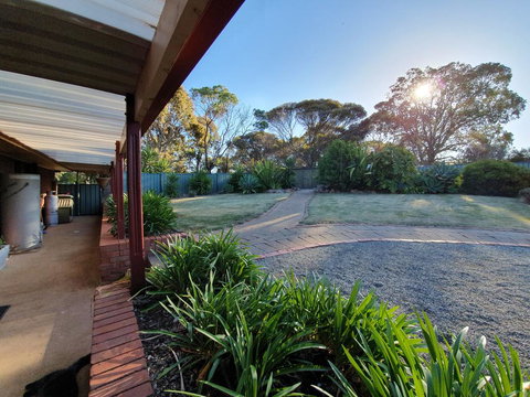 EP Getaway - New Castle Holiday 2