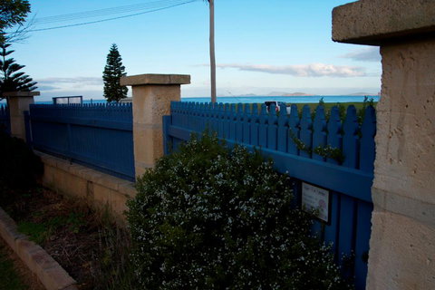 Esperance Beachfront Resort - New Castle Holiday 1