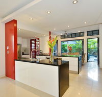Esplanade Villa - New Castle Holiday