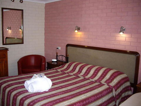 Estelle Kramer Motel - New Castle Holiday 3