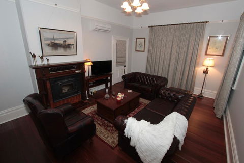 Evelyn House - New Castle Holiday 2