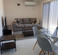 Excellent St Granny Flat - New Castle Holiday