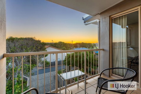 EXCLUSIVE OCEAN VIEW PENTHOUSE ON MARINE PARADE - New Castle Holiday 2