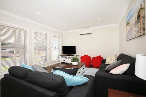 Fairways - 10 Mins To Hyams Beach - New Castle Holiday 0