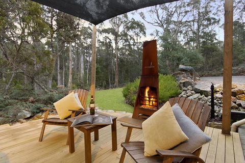 Falls River Luxury Accommodation - New Castle Holiday 3