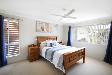 FANTASTIC HOLIDAY UNIT IN A PERFECT LOCATION - New Castle Holiday 3