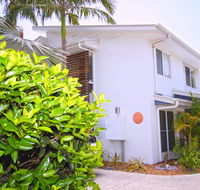 FANTASTIC HOLIDAY UNIT IN A PERFECT LOCATION - New Castle Holiday