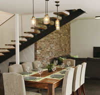 Farrant House - modern and contemporary - New Castle Holiday