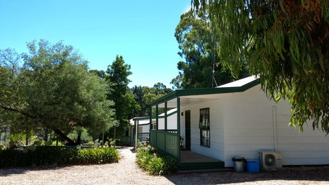 Fernleigh Accommodation - New Castle Holiday 1