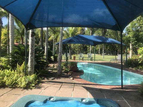 Ferns Hideaway Resort - New Castle Holiday 2