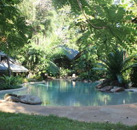 Ferntree Rainforest Lodge - New Castle Holiday