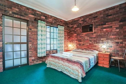 Fernvale Hotel Motel - New Castle Holiday 2