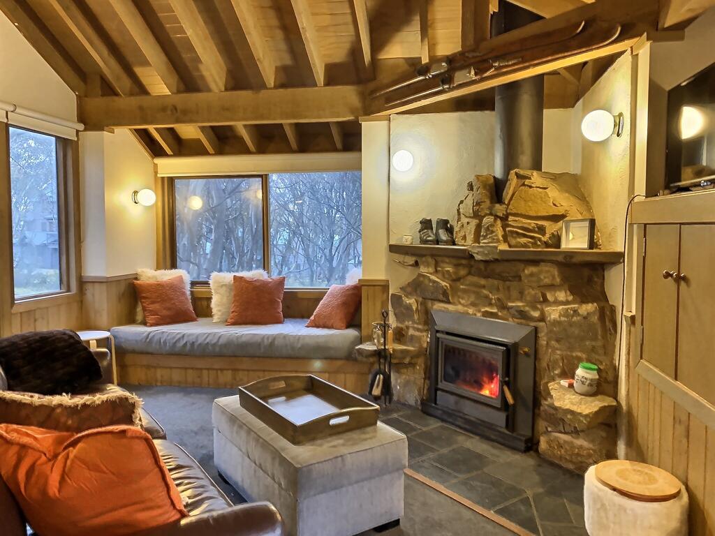 Hinnomunjie VIC New Castle Holiday