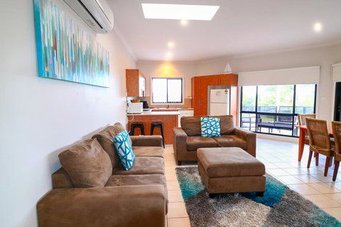 Flexi 3 At Belmont - New Castle Holiday 3