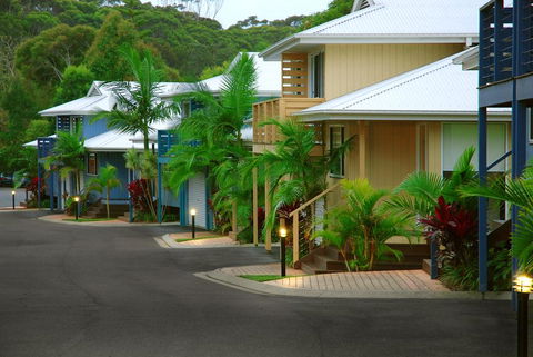 Flynns On Surf Beach Villas - New Castle Holiday 0