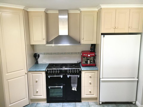 Fox Farm - Entire House Sleeps 12 Ppl - New Castle Holiday 3