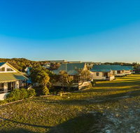 Fraser Island Beach Houses - New Castle Holiday