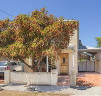 Fremantle Holiday Accommodation - New Castle Holiday