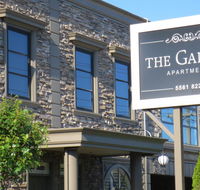 Gallery Apartments - New Castle Holiday