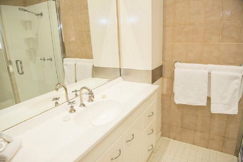 Garden City Motor Inn - New Castle Holiday 3