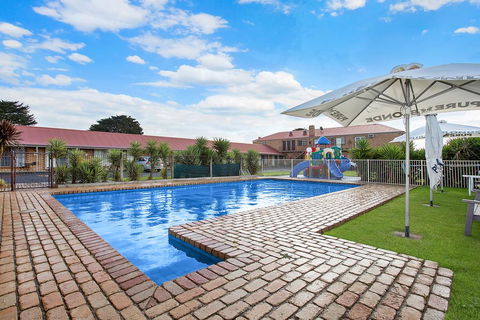 Gateway Motor Inn Warrnambool - New Castle Holiday 1
