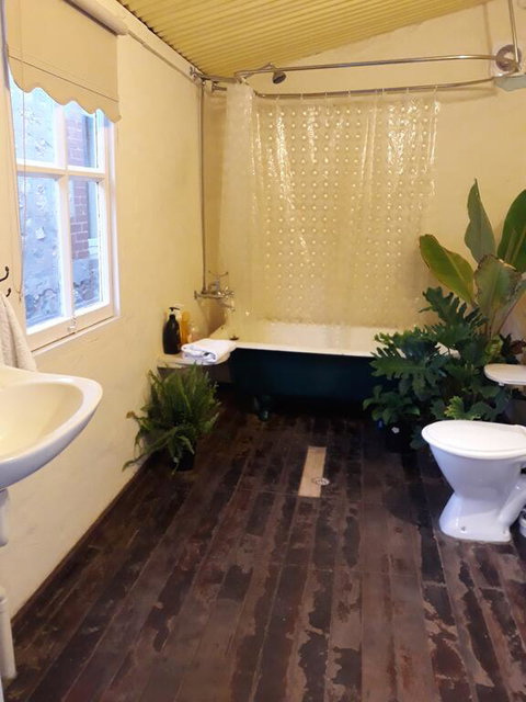 Gawler Heritage Accommodation - New Castle Holiday 1