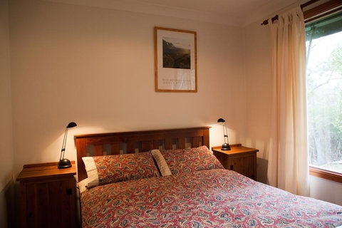 Geebung Cottage - New Castle Holiday 1