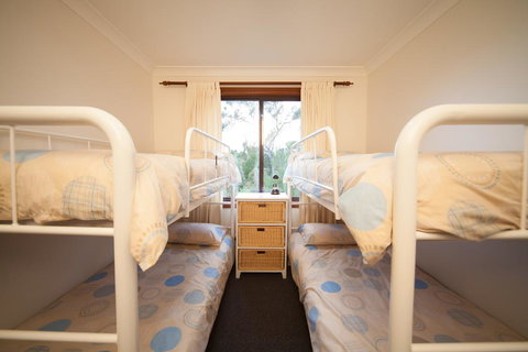 Geebung Cottage - New Castle Holiday 3